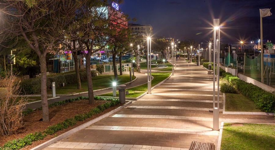 Impianto di illuminazione del lungomare di Riccione