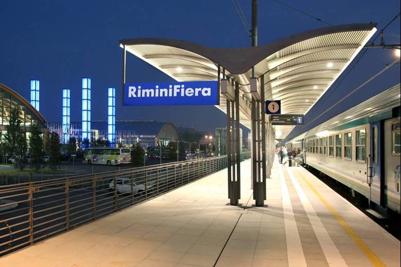 STAZIONE FERROVIARIA RIMINIFIERA